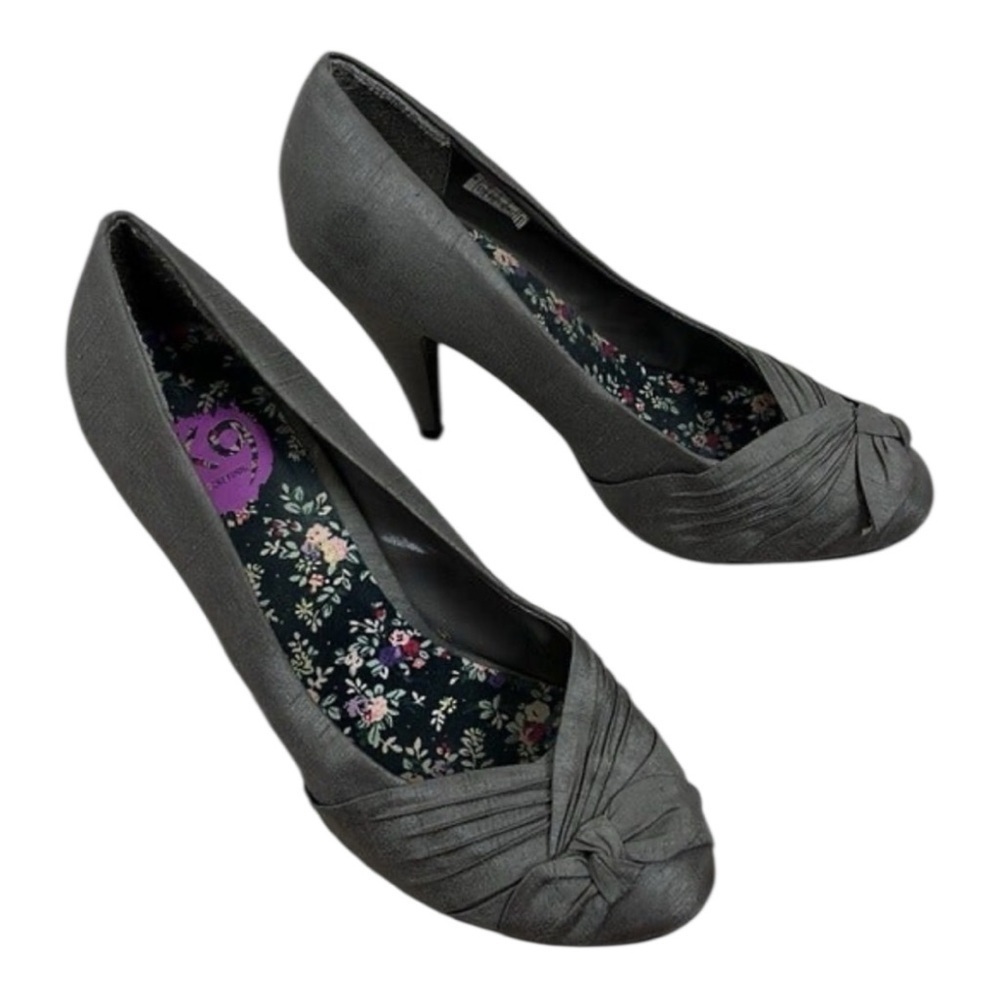 Rocket Dog K9 Grey Heels Size 9